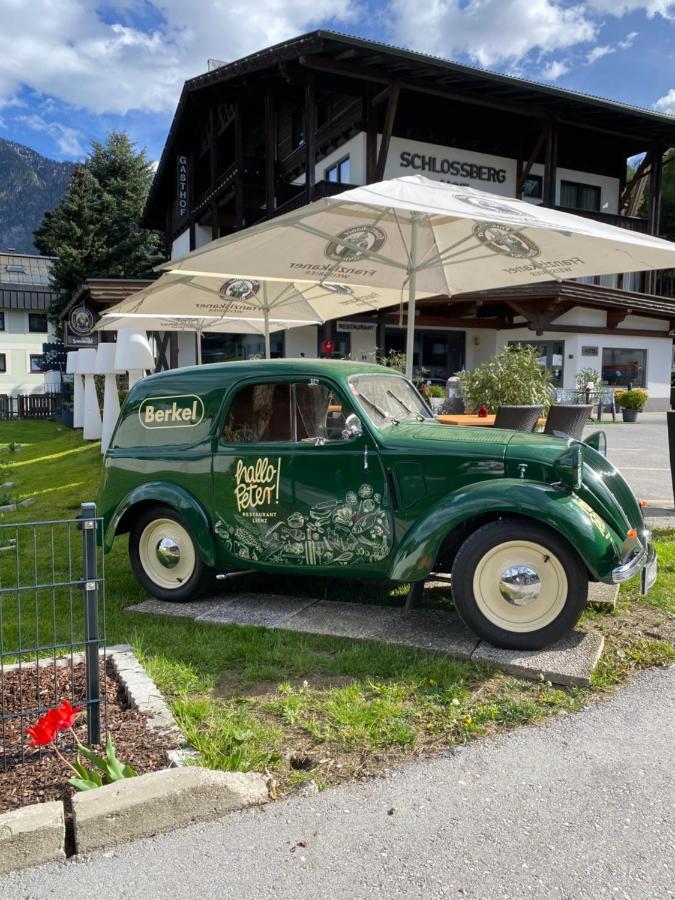 Gasthof Schlossberghof Lienz Exteriör bild